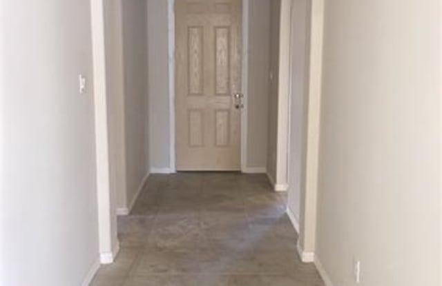 408 Sunset Court Gallery 4