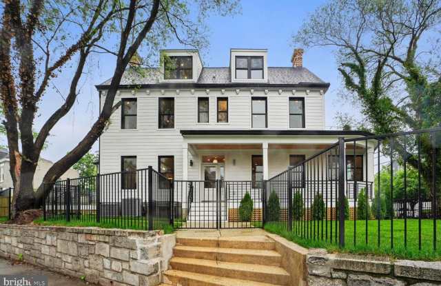 3901 NEW HAMPSHIRE AVE NW photos photos