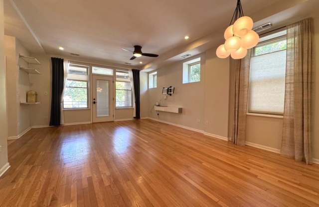 3835 W Wrightwood Avenue Gallery 3