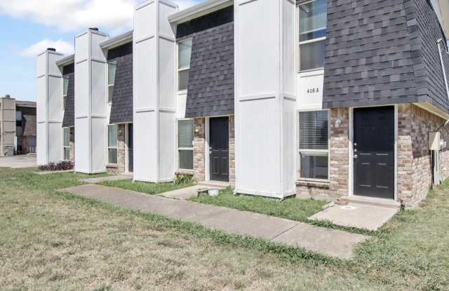 408 Noble Avenue - B - 408 Noble Avenue, Everman, TX 76140