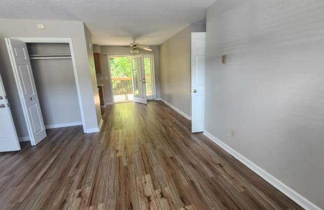 123 Gail Ln Gallery 3