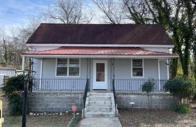 8 Dibrell Street NE - 8 Dibrell Street, Rome, GA 30161