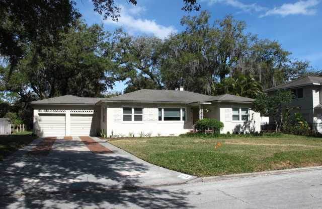 Charming home 1 minute to downtown, College Park area photos photos