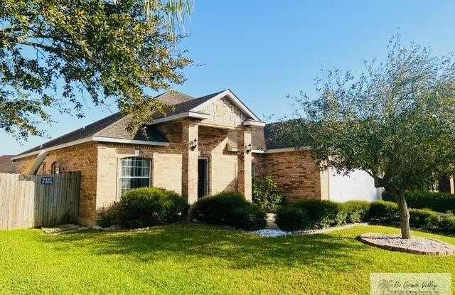 2822 REGENCY DR. photos photos