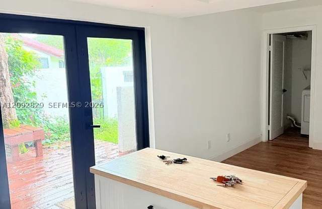 11342 SW 133rd Pl Gallery 3