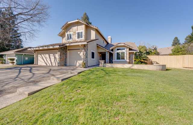 3 Bedroom Folsom Home with Updated Kitchen, Pool and 3-Car Garage! - 152 Dulverton Circle, Folsom, CA 95630
