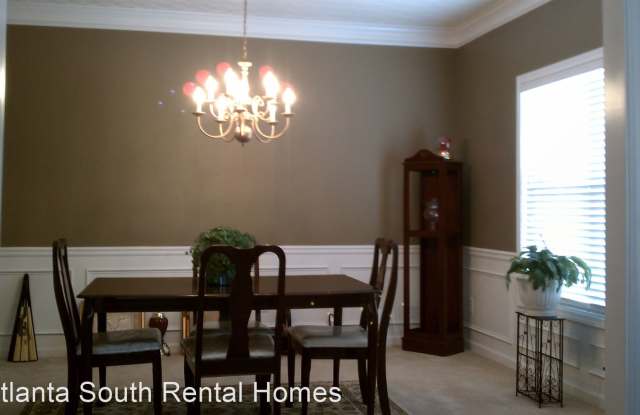 2265 Village Green Drive Gallery 3