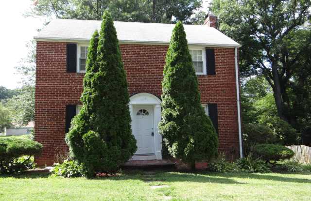1220 POWHATAN STREET - 1220 North Powhatan Street, Arlington, VA 22205