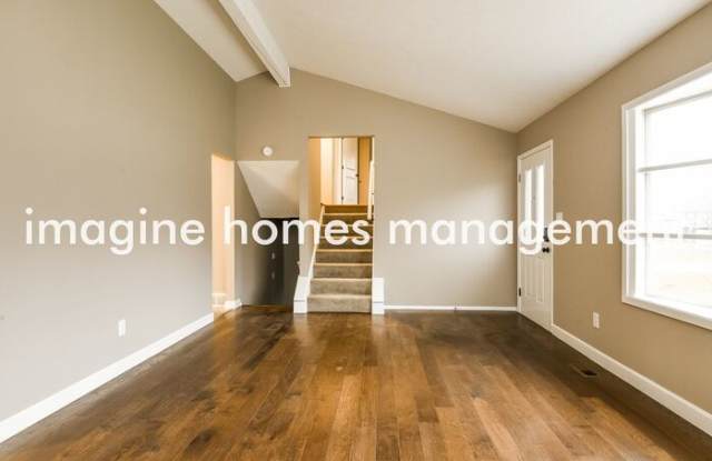 1208 Briardale Court Gallery 3