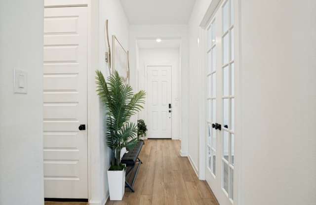 733 Grand Dale Drive Gallery 4