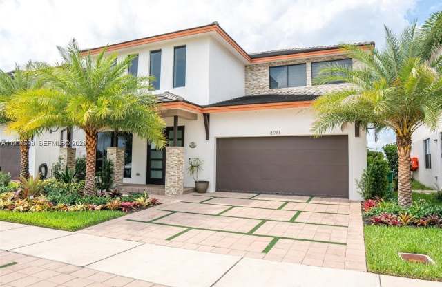 8981 NW 154th Ter photos photos