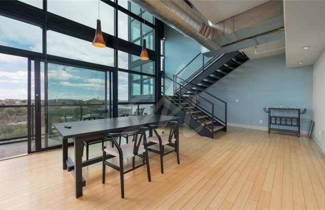 417 E Kiowa Street Gallery 2