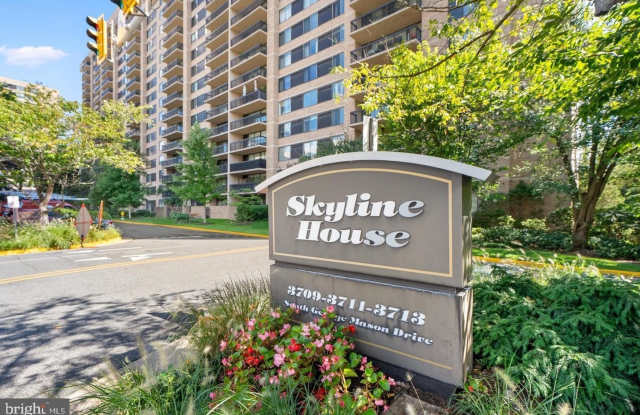 3713 S GEORGE MASON Drive unit: 716 photos photos