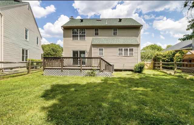 5058 Blenny Ct Gallery 2