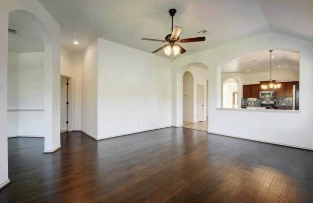 986  Clear Springs HOLW Gallery 4