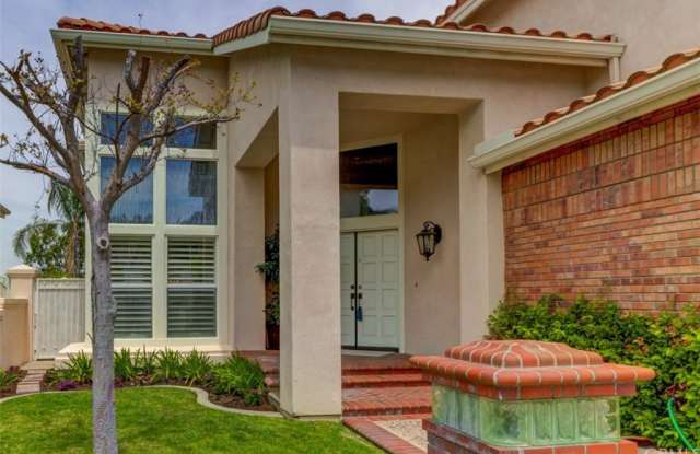 8141 E Marblehead Way Gallery 3