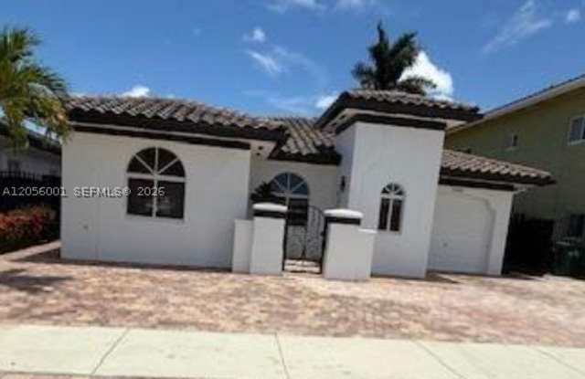 15564 SW 12th Ter photos photos