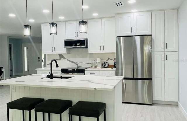 5107 4TH AVENUE DRIVE NW Gallery 3