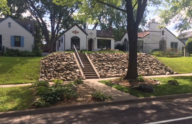 1256 Jefferson Ave - 1256 Jefferson Avenue, St. Paul, MN 55105