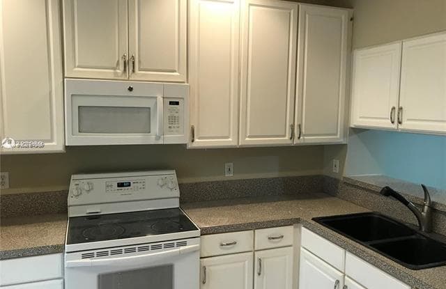 5138 Palmbrooke Cir Gallery 3
