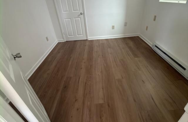 6 S. Virginia Ave, Brunswick - Unit 2 (with Basement) Gallery 3