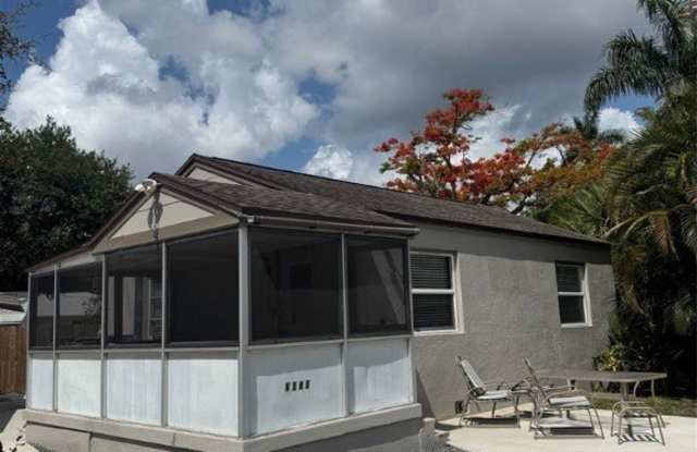 2058 Bayside Parkway photos photos
