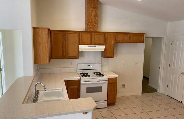 4231 Middlebury Way Gallery 2