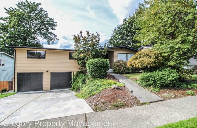 13717 116th Avenue NE - 13717 116th Avenue Northeast, Kirkland, WA 98034