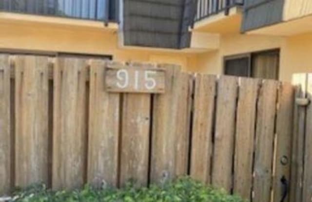 915 9th Way - 915 9th Way, West Palm Beach, FL 33407