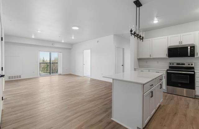 2465 62nd Avenue South - 215 Gallery 2