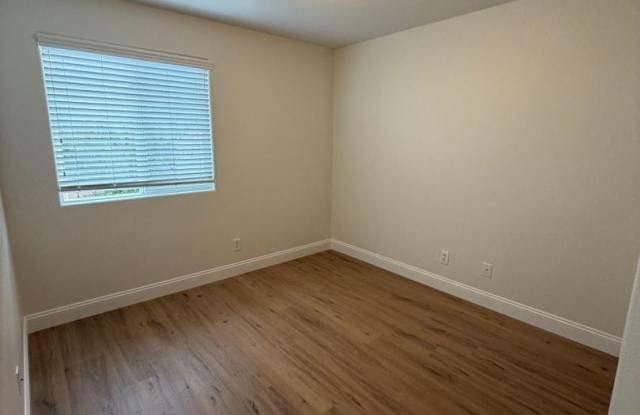 10540 Groton Ave - 4 bdrm & 3 bath w/Loft - READY FOR MOVE IN Gallery 3