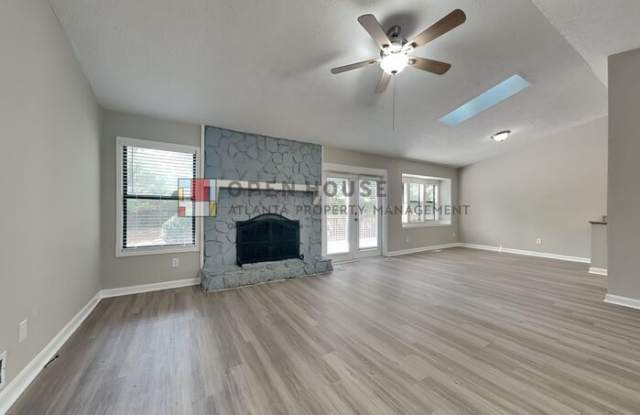 153 Kathryn Drive Gallery 3