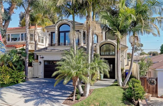 2004 Laurel Avenue - 2004 Laurel Avenue, Manhattan Beach, CA 90266