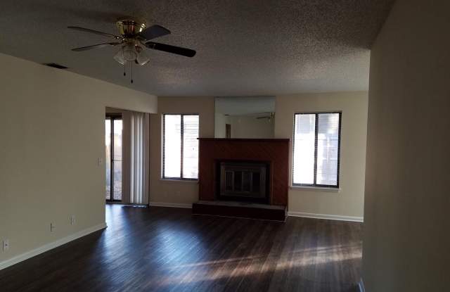473 NEWPORT DR Gallery 3