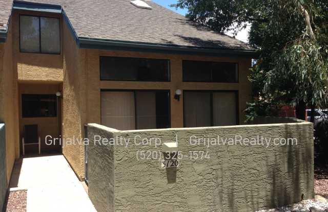 Beautiful Multi-story Townhouse near Tucson Racquet and Swim Club (Prince/Country Club) photos photos