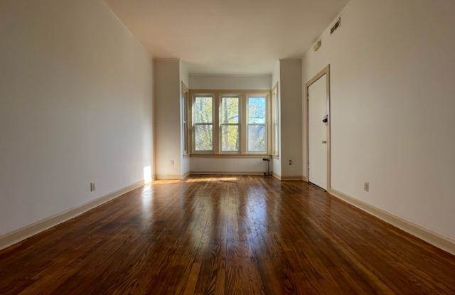 1644 N Mozart - 1644 North Mozart Street, Chicago, IL 60647
