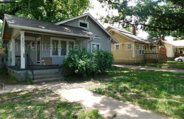 2 Bedroom, 1 Bathroom house photos photos