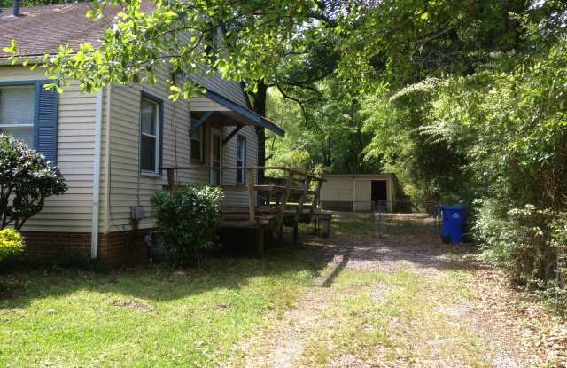 **AVAILABLE NOW**East Columbus 2 Bedroom / 1 Bathroom Home for Rent*** photos photos