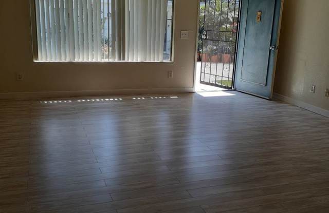 9411 F Carlton Oaks Dr Gallery 2