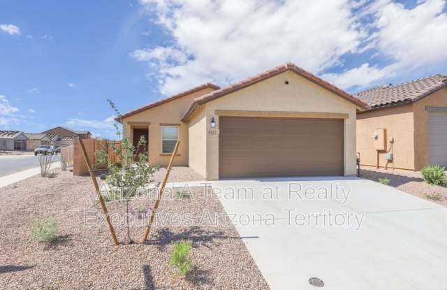 9122 East Red Bluff Court - 9122 East Red Bluff Court, Tucson, AZ 85730