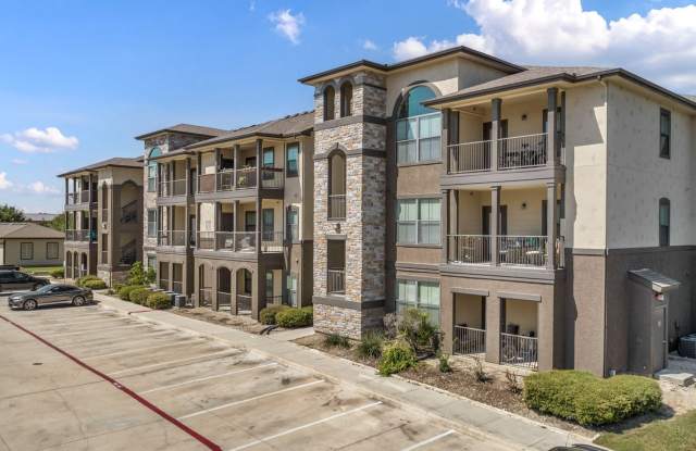 Villas at Mira Loma Gallery 4