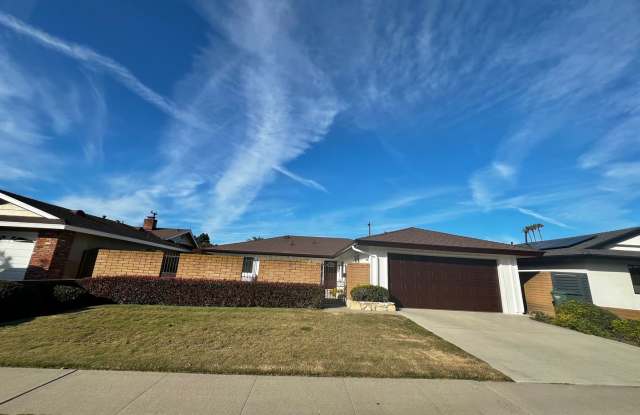 Spacious 4-bedroom, 2.5-bath Home Fountain Valley photos photos