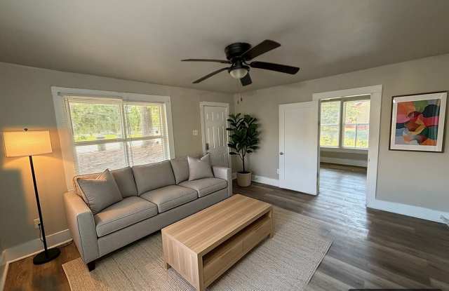 2208 Brown Street  |  3 Bedrooms  | 1 Full Bathroom  ~ 1/2 Off First Month's Rent!!! ~ Gallery 1