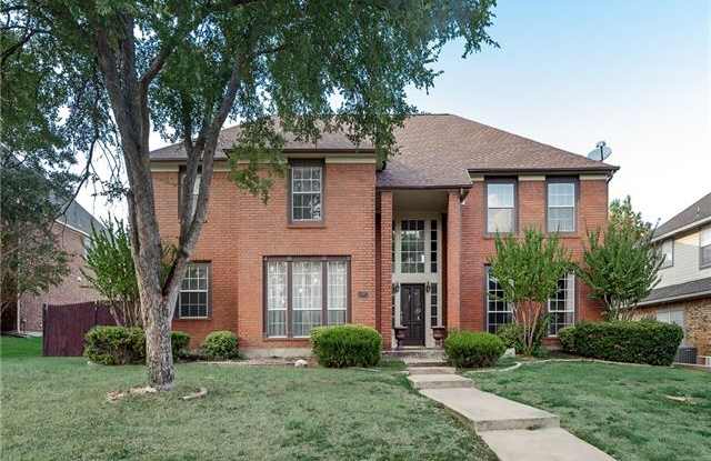 1205 Laguna Court - 1205 Laguna Court, Carrollton, TX 75006