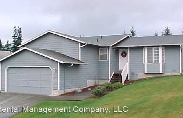 12 75th St SW - 12 75th Street Southwest, Everett, WA 98203