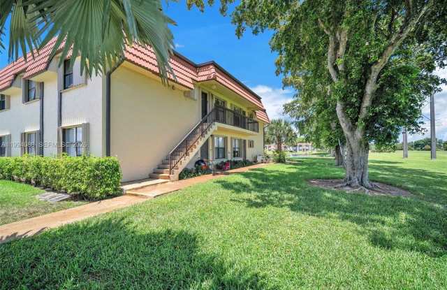 10015 NW 4th St photos photos