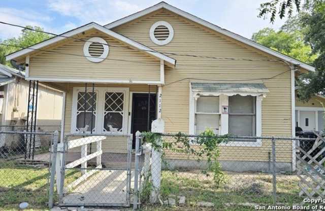 2112 San Fernando St #A photos photos