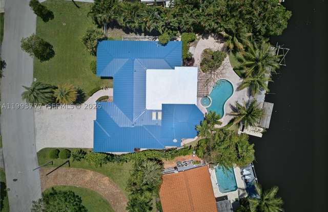 2801 Coral Shores Dr Gallery 2