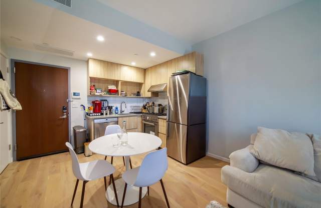 1433 31Ave photos photos