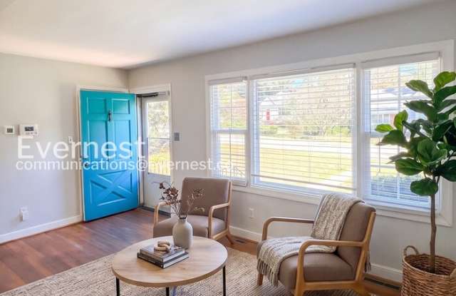 1700 Devers Road Gallery 3